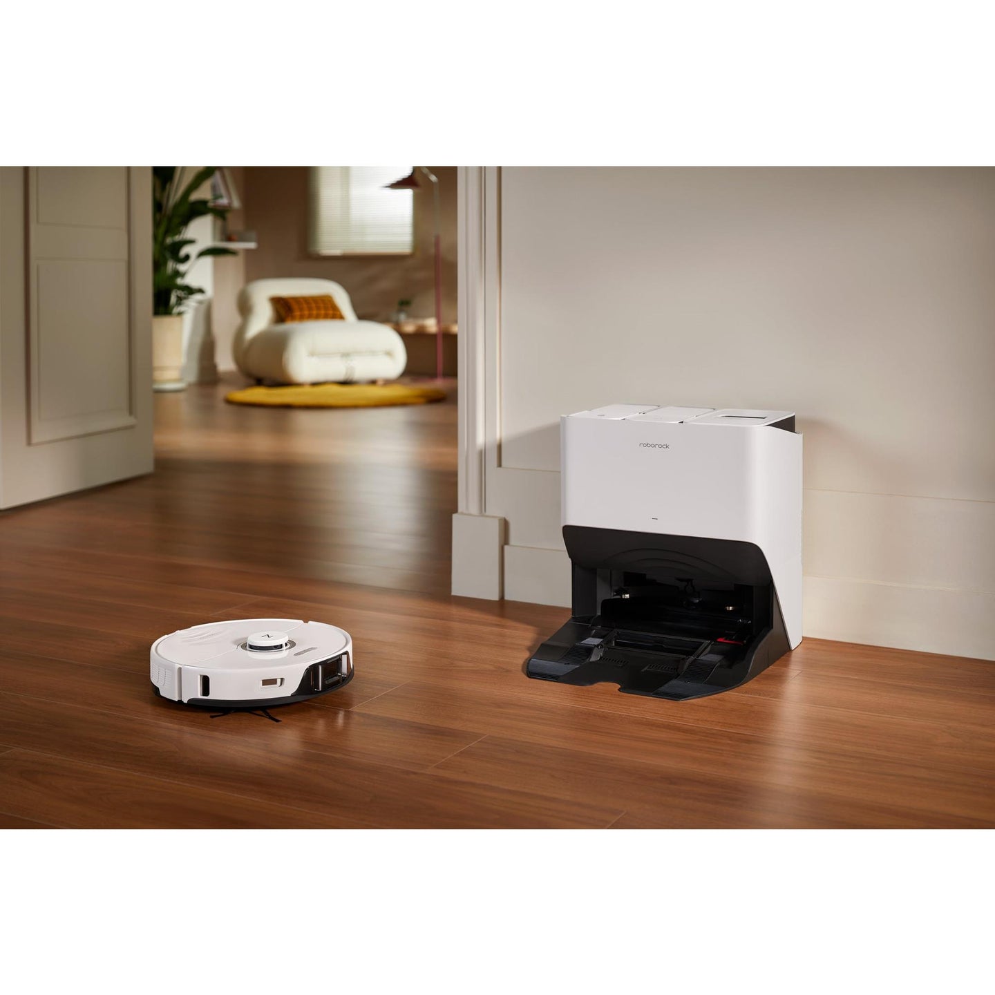 Roborock S8 Pro Ultra Robotic Vacuum & Mop Cleaner With Auto Empty Dock - White ( Refurbished Grade-B ) Roborock