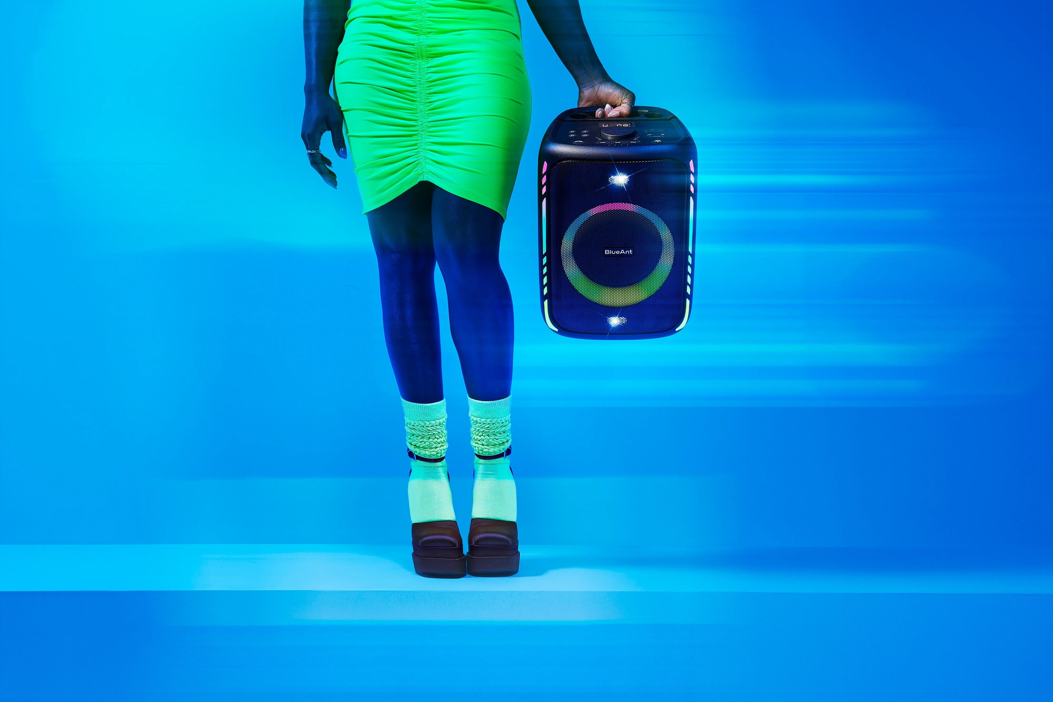 BlueAnt X5i Wireless Bluetooth Party Speaker - Black - Box Damaged BlueAnt